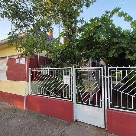 Apartmán Kereki Retro Vendeghaz Kerekegyháza Exteriér fotografie